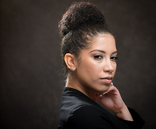 carolelphotography headshot5